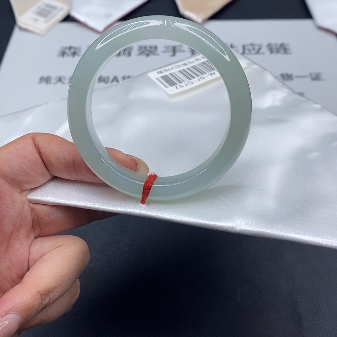 翡翠未镶嵌手镯百元手镯默认瑕疵