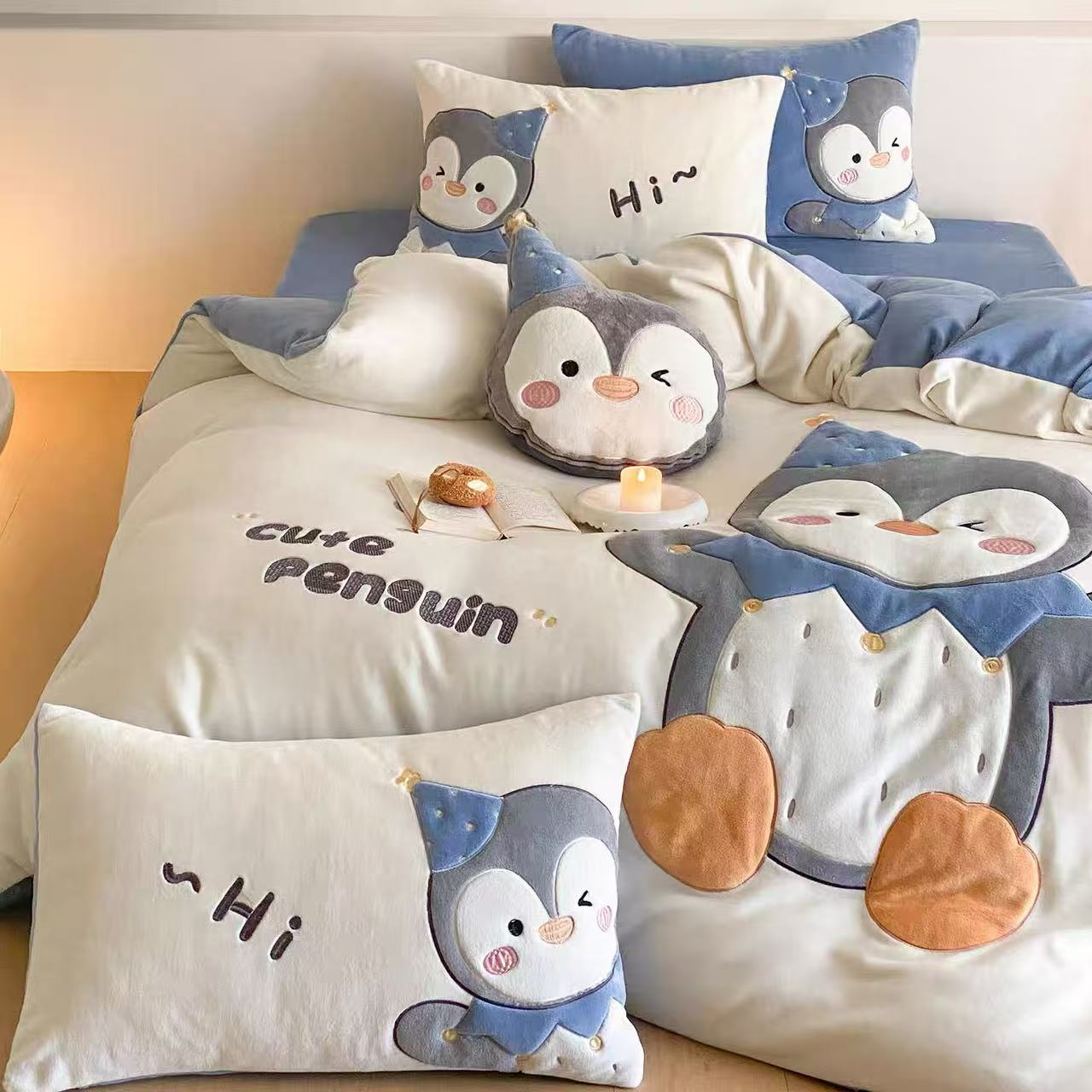 小企鹅 可爱男生冬季加厚牛奶绒四件套 卡通贴布绣被套床单床品