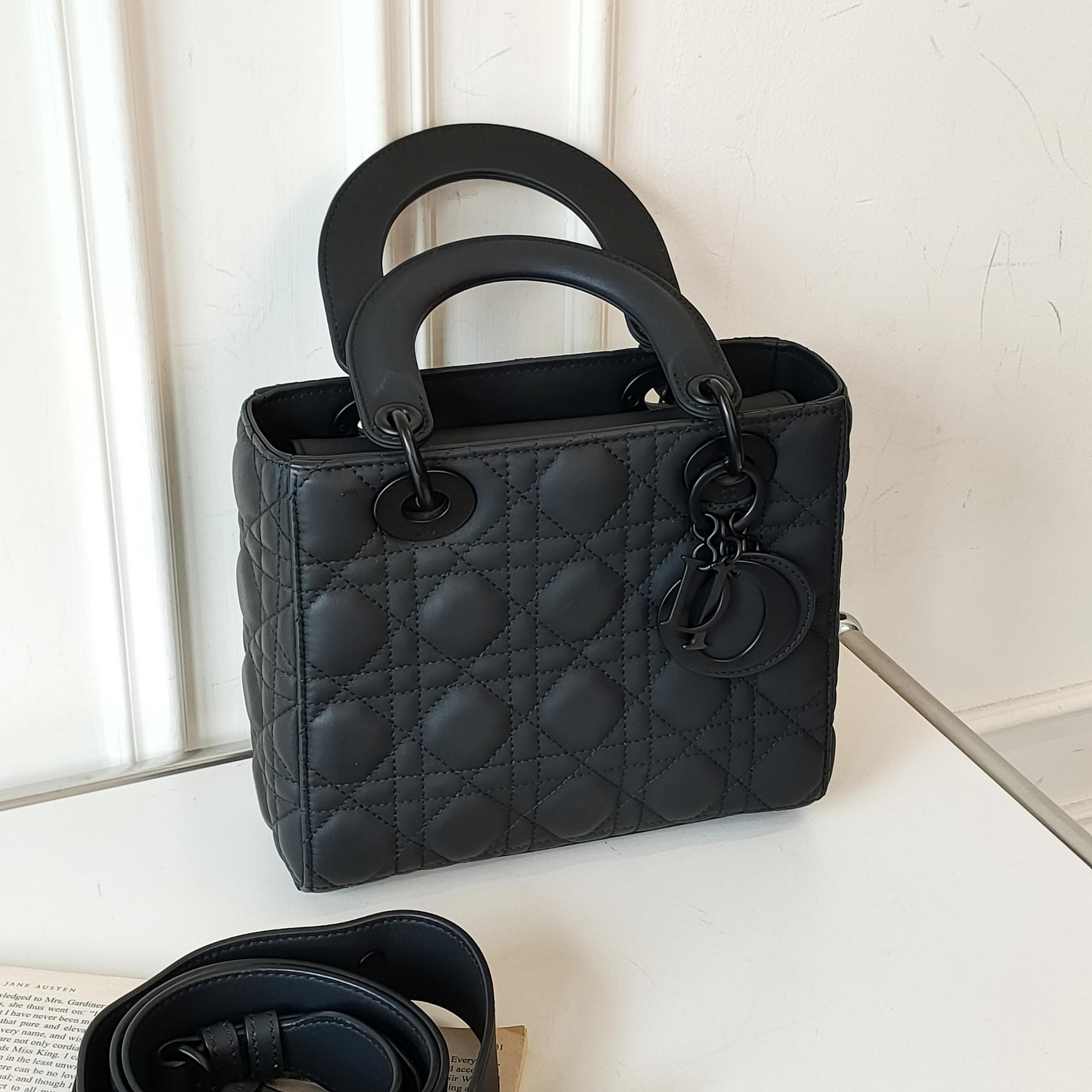 95新 DIOR/迪奥 22年soblack牛皮四格戴妃手提包单肩49703