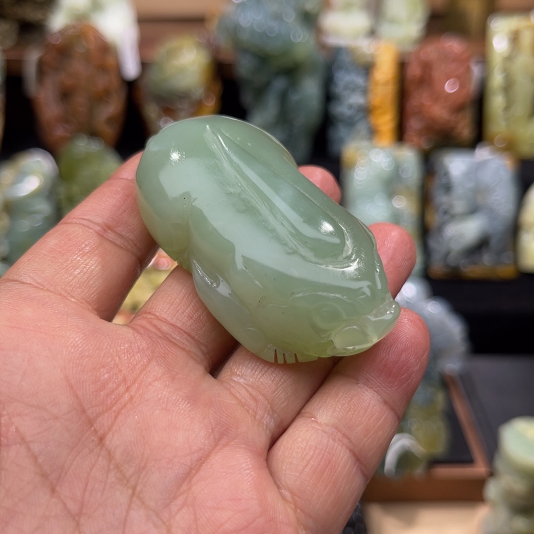 蛇纹石玉未镶嵌吊坠(赠链)