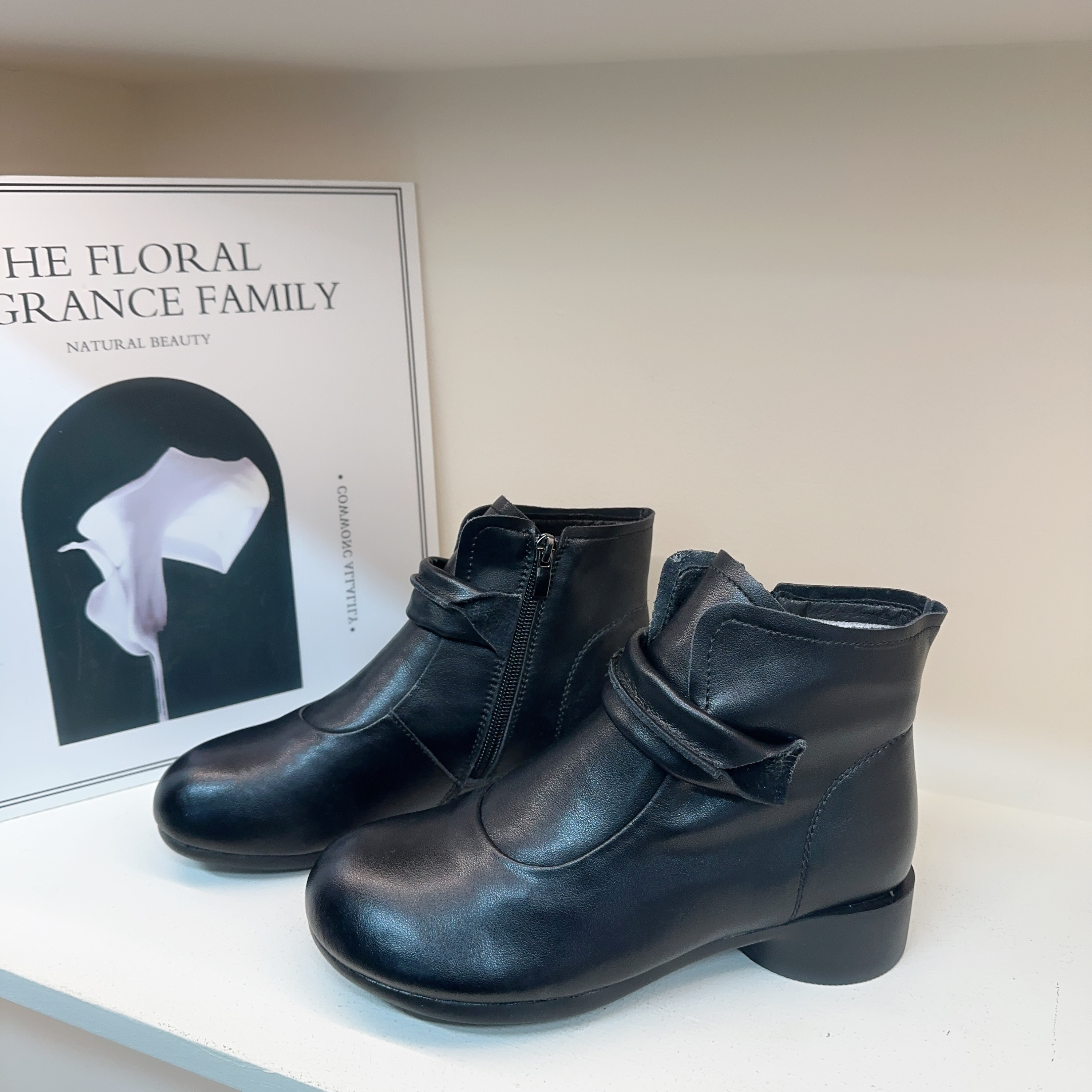 平跟短靴中年低跟手工复古真皮靴休闲女靴8815