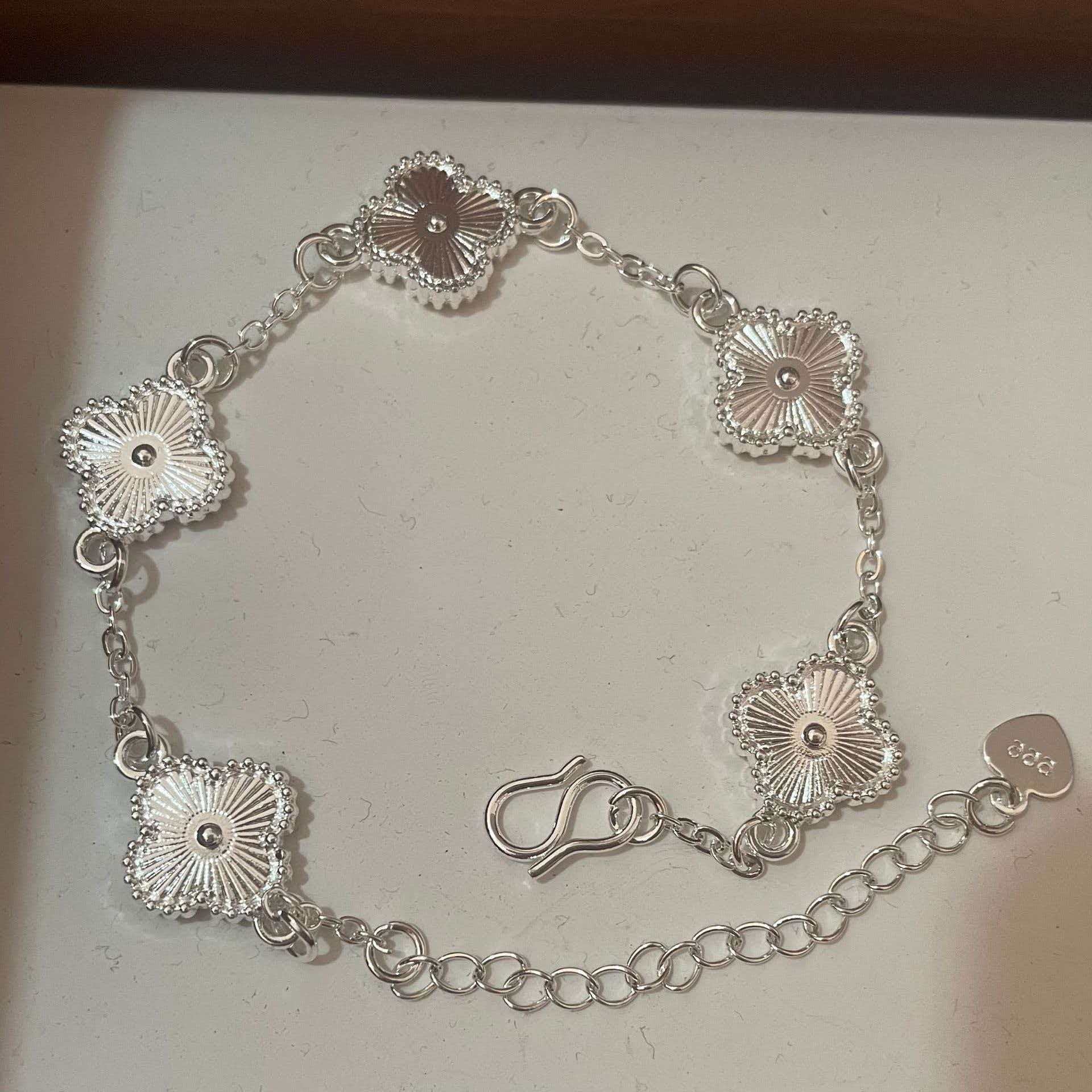 四叶草手链精品创意饰品无礼盒—-4009