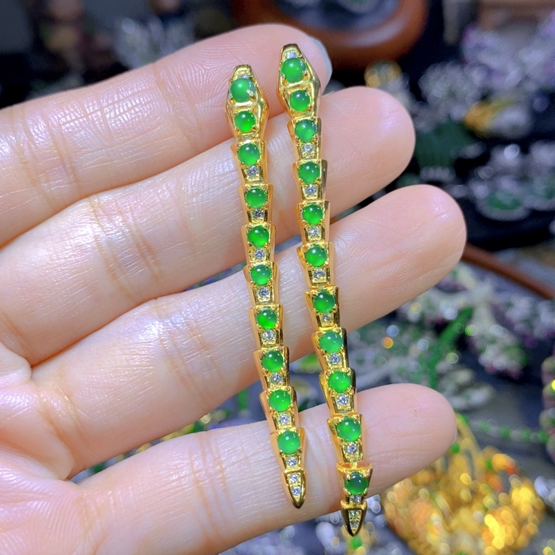 翡翠颈饰银S925镶嵌天然翡翠