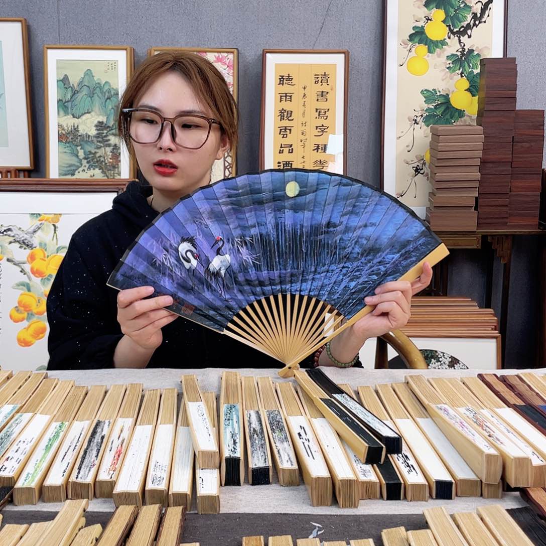 国画95寸玉竹-纯手绘-文玩扇骨（默认粘好）