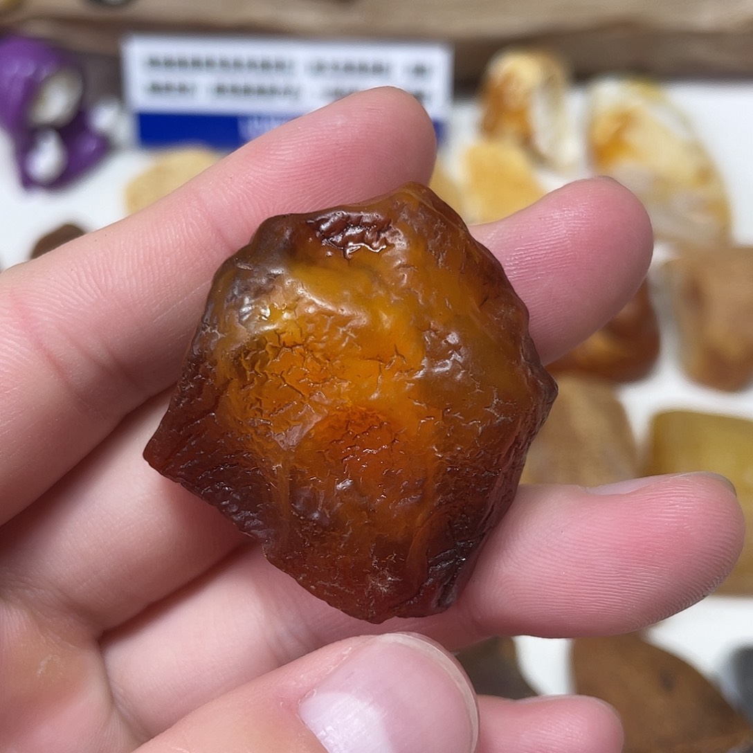 定制琥珀未镶嵌原矿蜜蜡