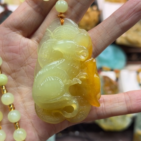 岫玉挂件未镶嵌挂件