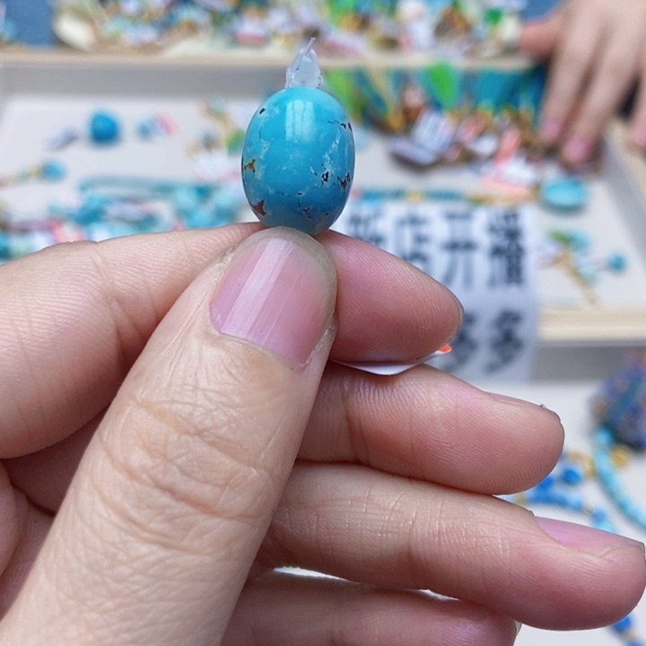 绿松石未镶嵌颈饰13