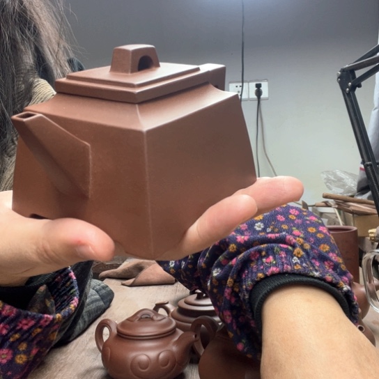 茶壶紫砂手**好泥料底槽清