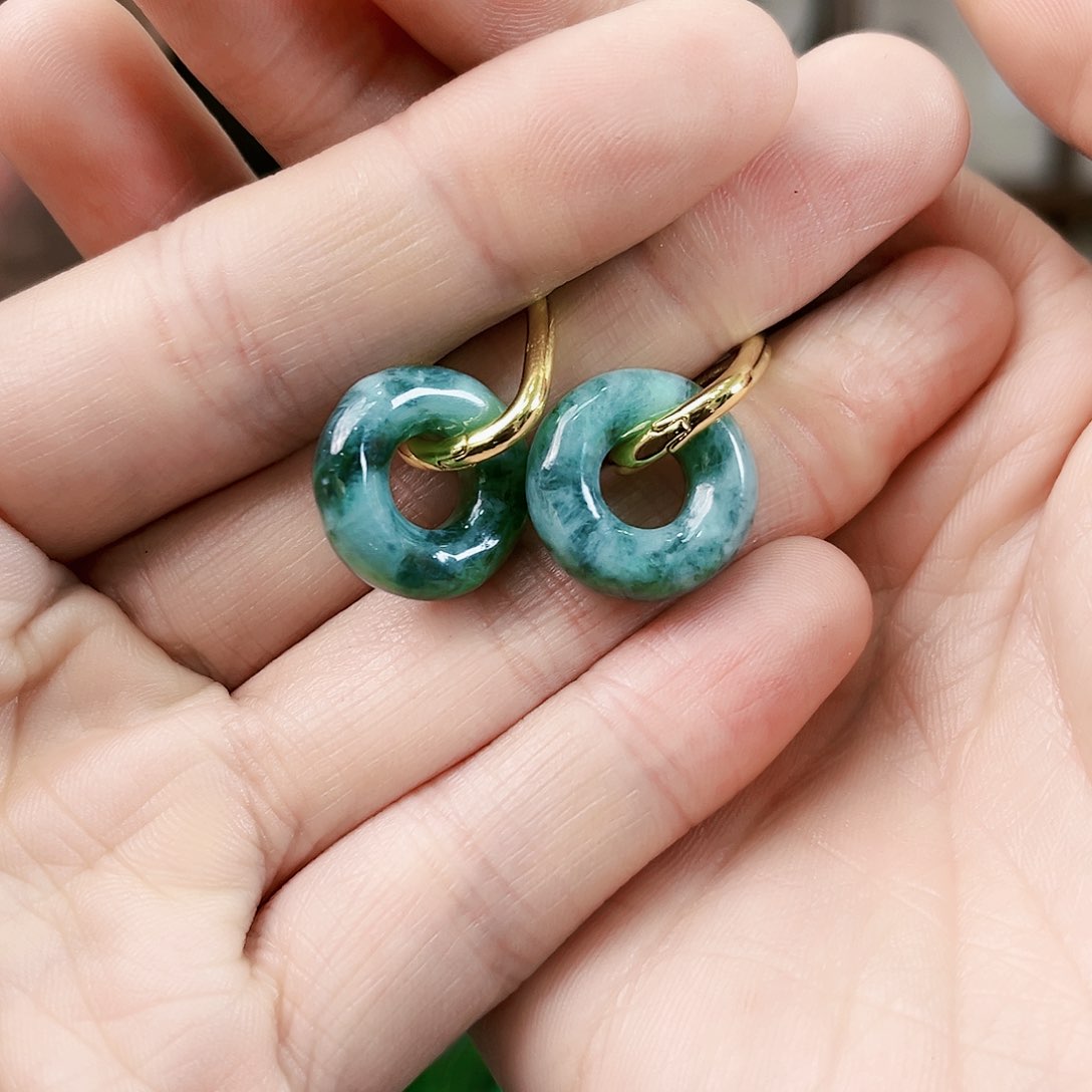 翡翠耳饰未镶嵌耳饰多样性