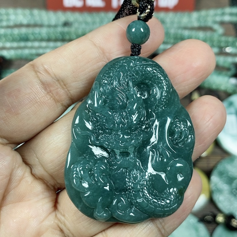 【闪购商品】翡翠颈饰未镶嵌玉吊坠翡翠玉随性龙牌