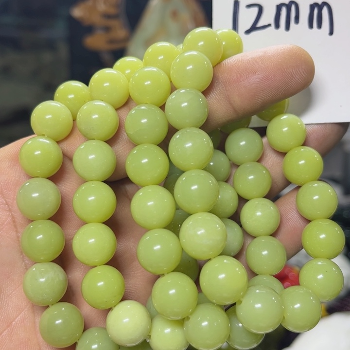 蛇纹石玉手串未镶嵌