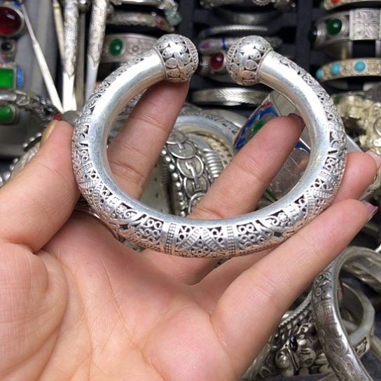 D*董手工艺品制作工艺品