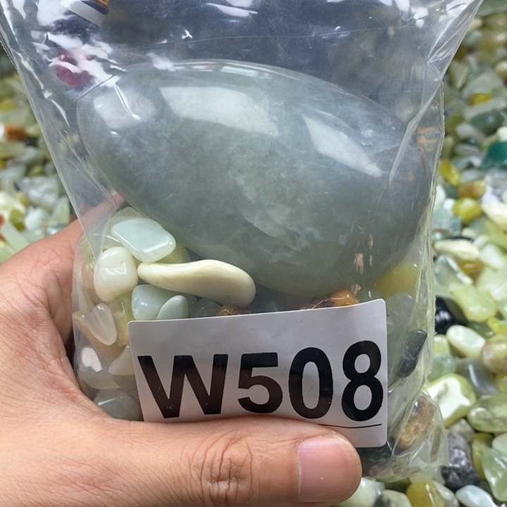 未镶嵌蛇纹石玉鱼缸石