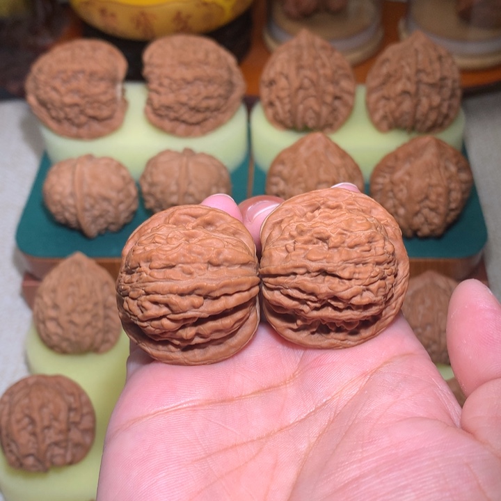 文玩核桃把件平谷一代小球楼