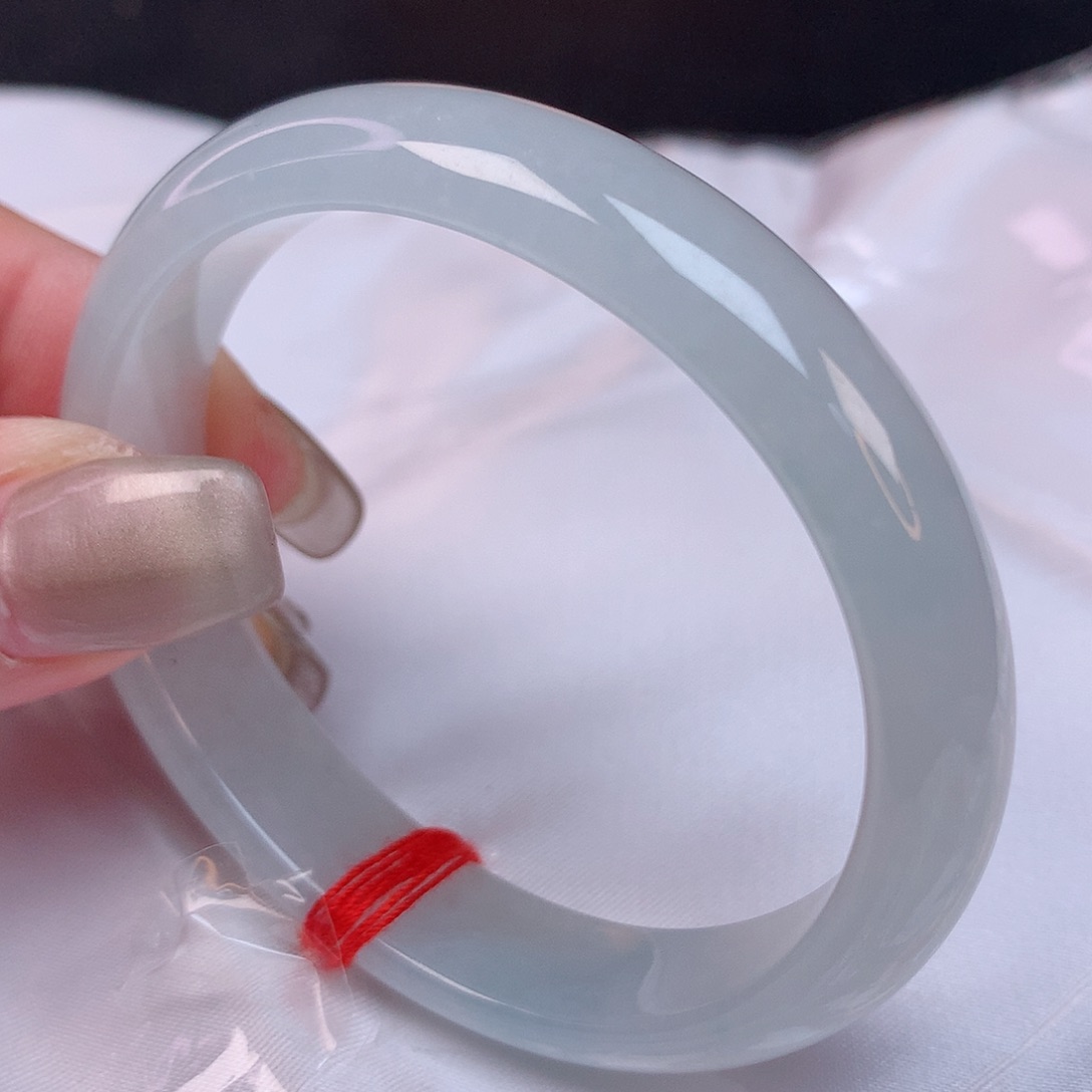 翡翠手镯（贵妃镯）未镶嵌54