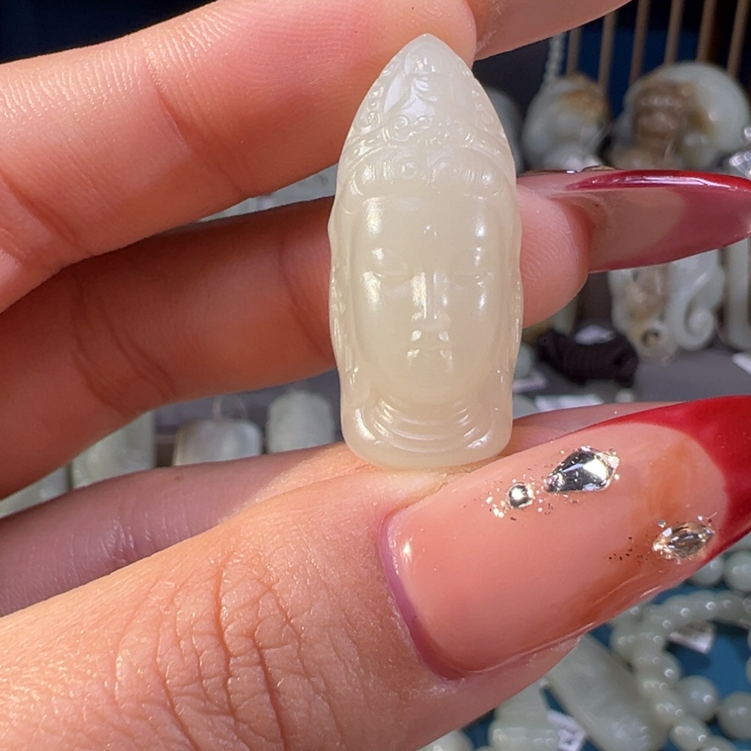 和田玉（糖玉）未镶嵌颈饰