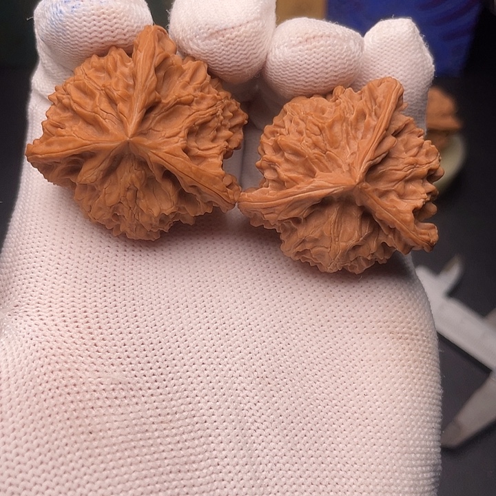 文玩核桃吊坠盘山