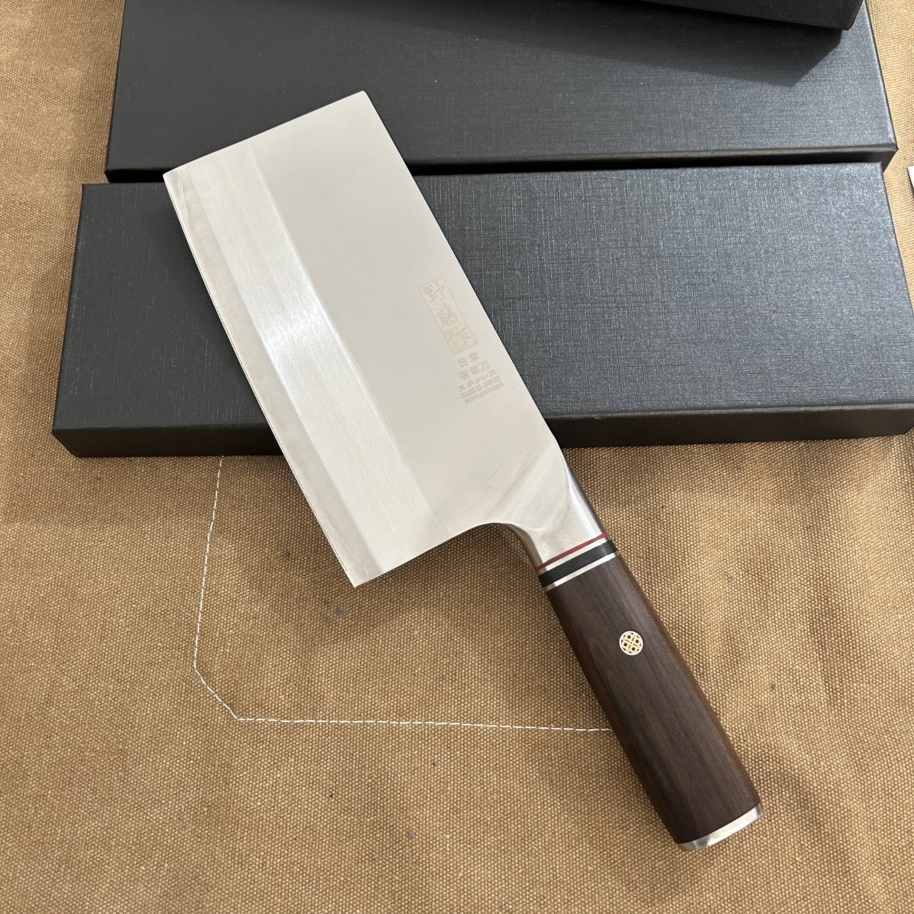 削铁家用厨房专用斩切两用刀SKD-11檀木手柄