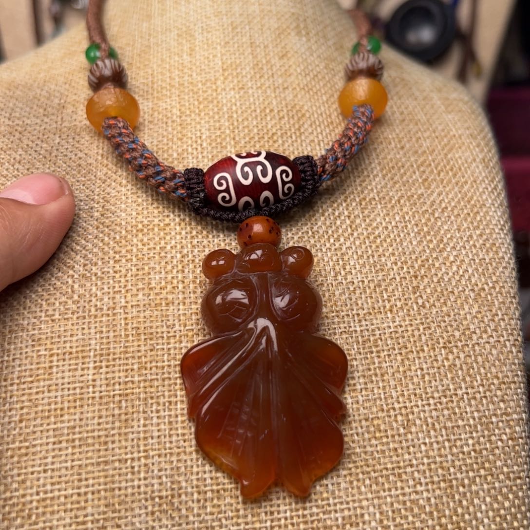 玛瑙/玉髓颈饰未镶嵌