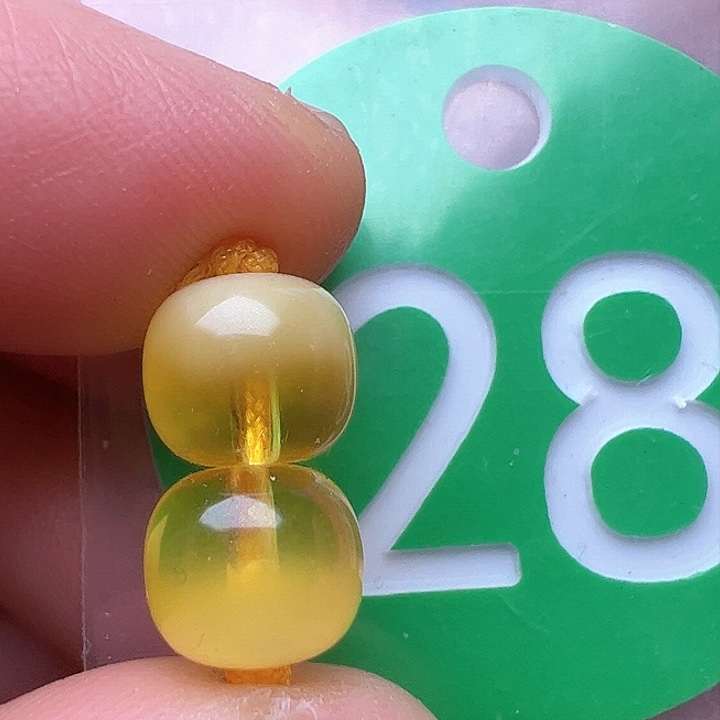 蜜蜡裸石未镶嵌金沙8.2m m