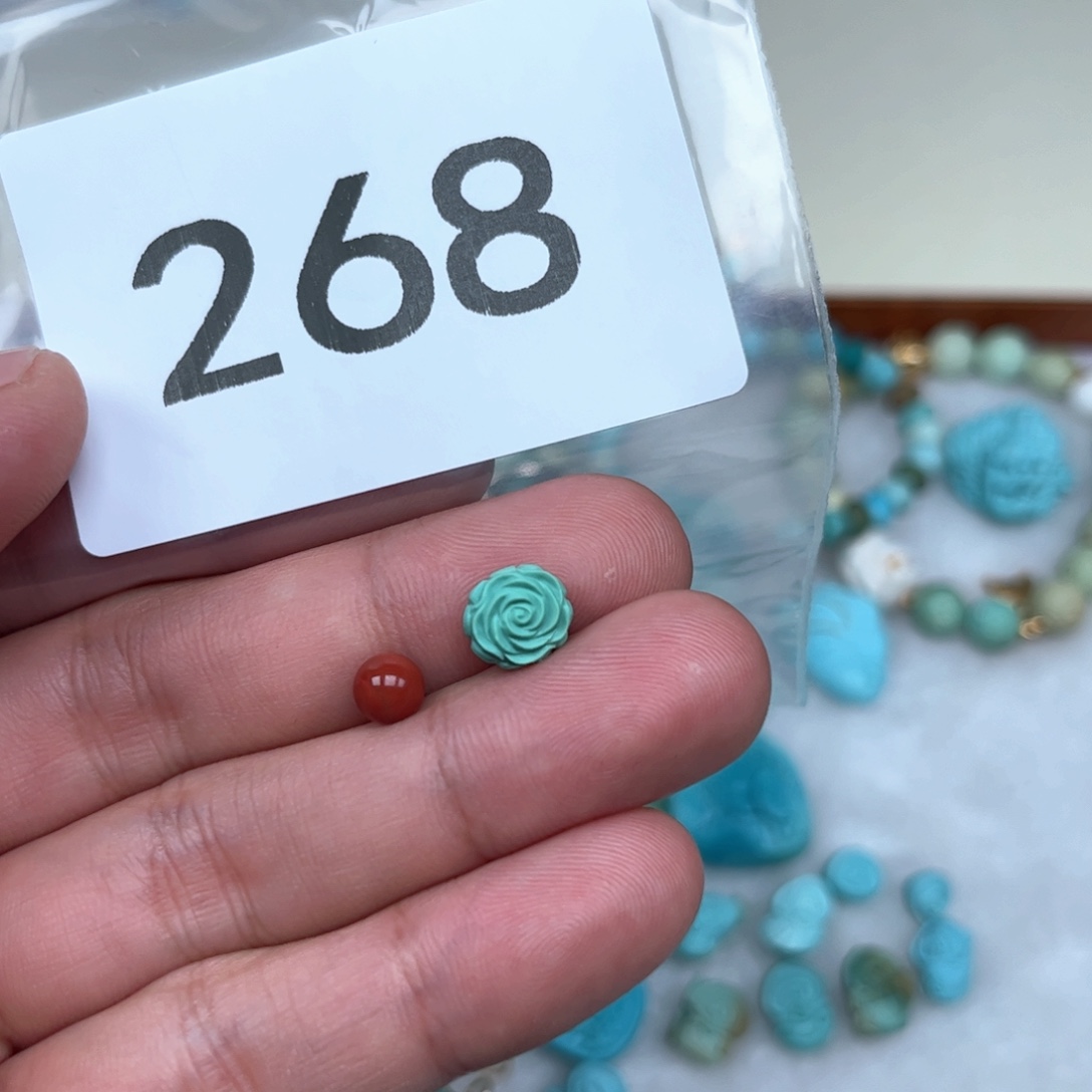 南红玛瑙未镶嵌珠宝奇石