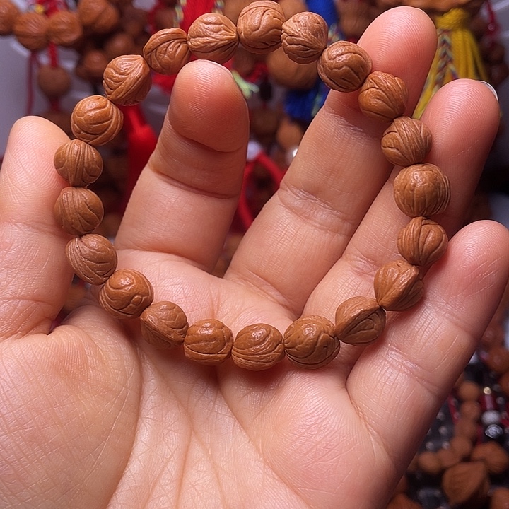 桃核吊坠龙纹桃枭