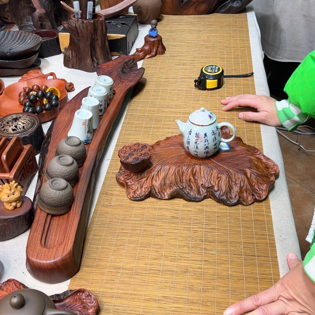 缅甸花梨荷叶手工壶承