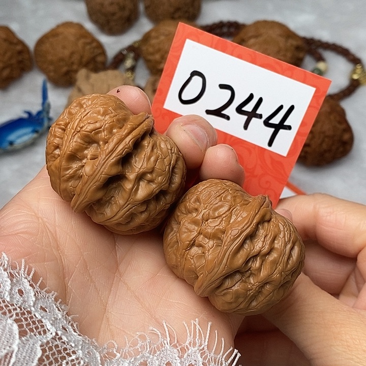 文玩核桃把件41全品元宝 0244
