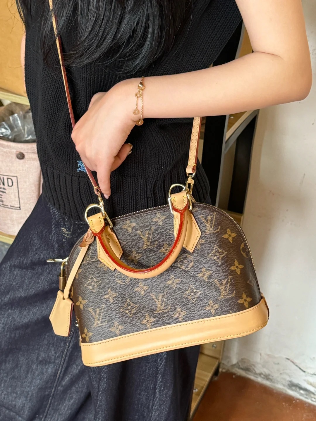 95新 LouisVuitton/路易威登 alma bb老花/98新/优选