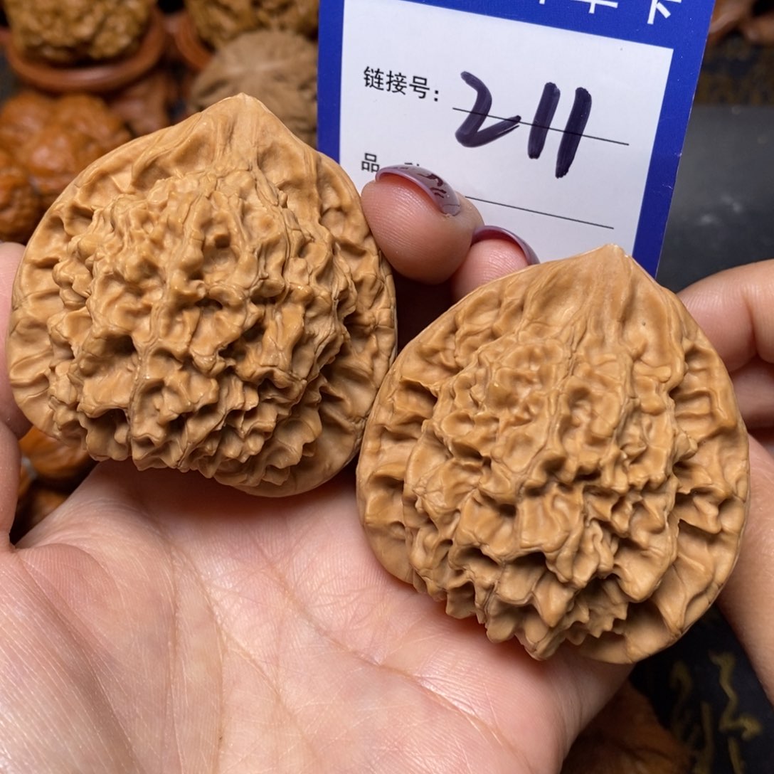 文玩核桃把件官帽全品50。 211