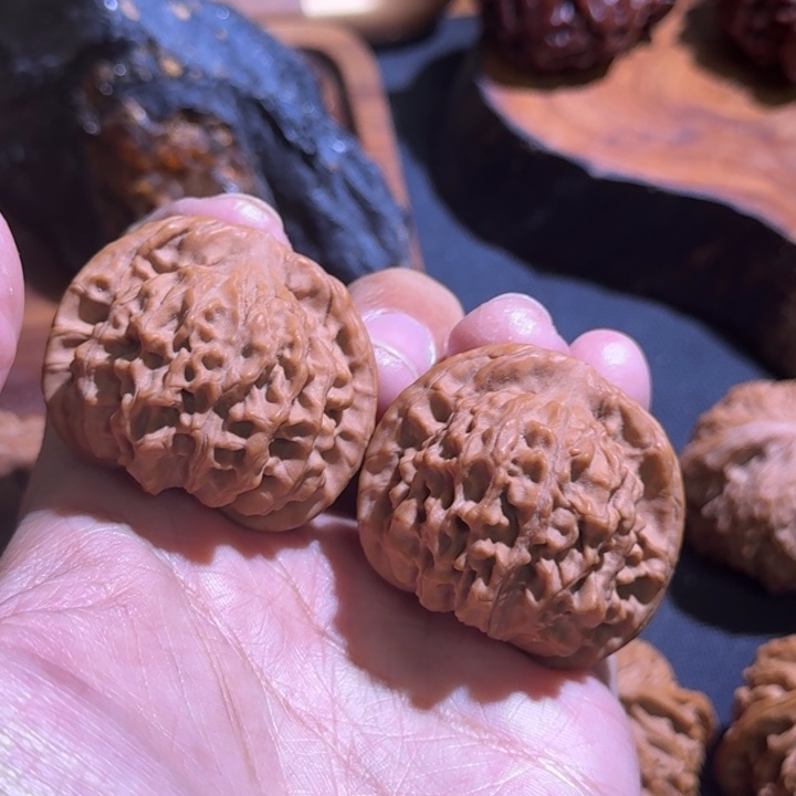 桃核吊坠41全品天地