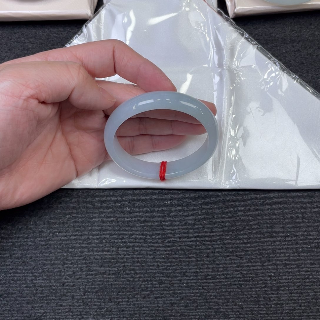 翡翠手镯未镶嵌54.7贵妃