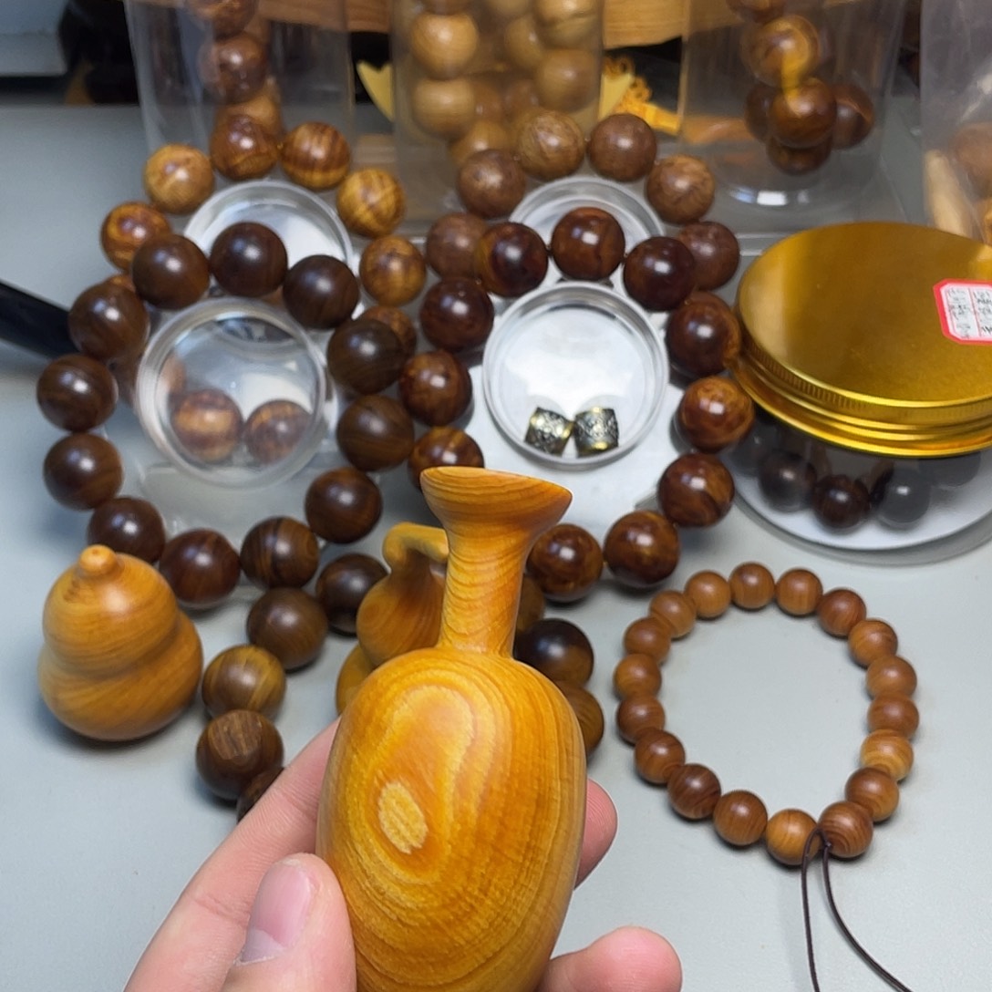 柏木（崖柏）太行崖柏玉化花瓶