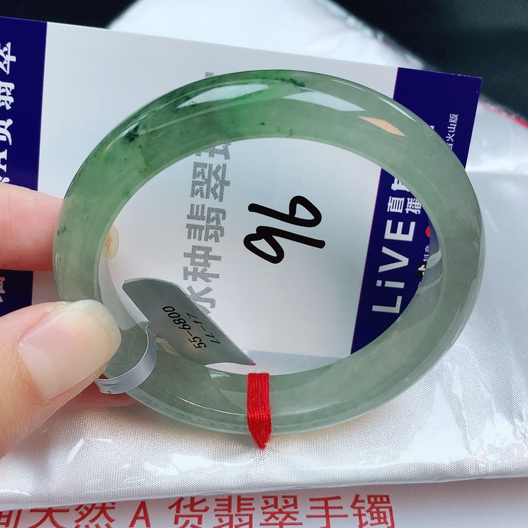 翡翠手镯未镶嵌缅甸天然A货翡翠手镯