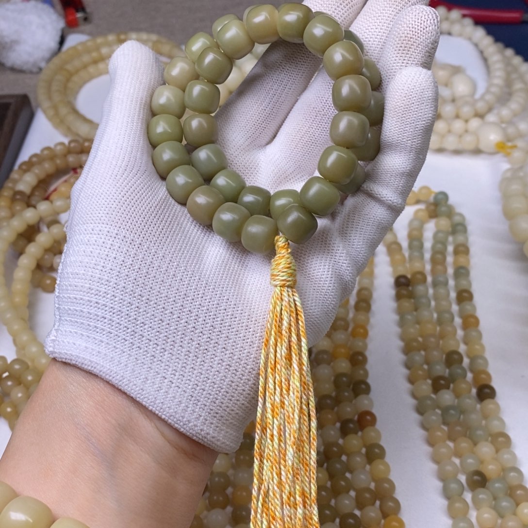 r***t吊坠菩提根/象牙果r