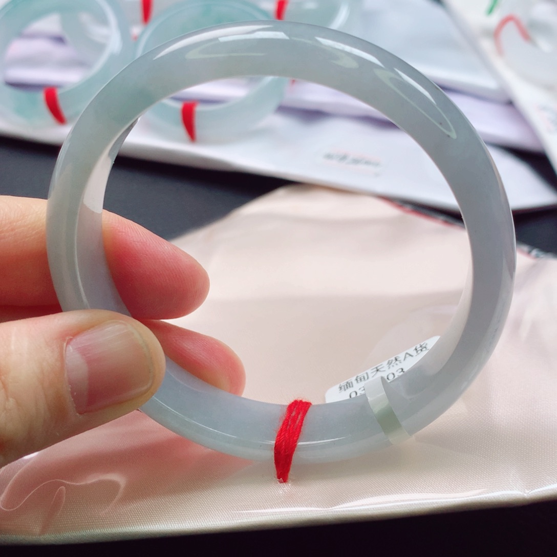 翡翠手镯未镶嵌缅甸翡翠5859