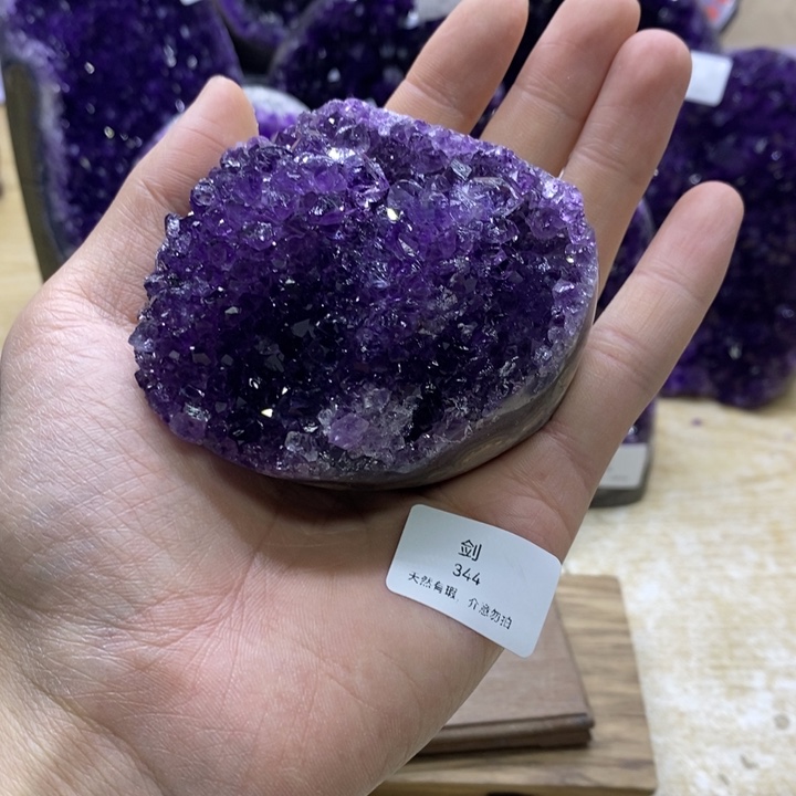 A***了未镶嵌紫晶大型摆件（非配饰）