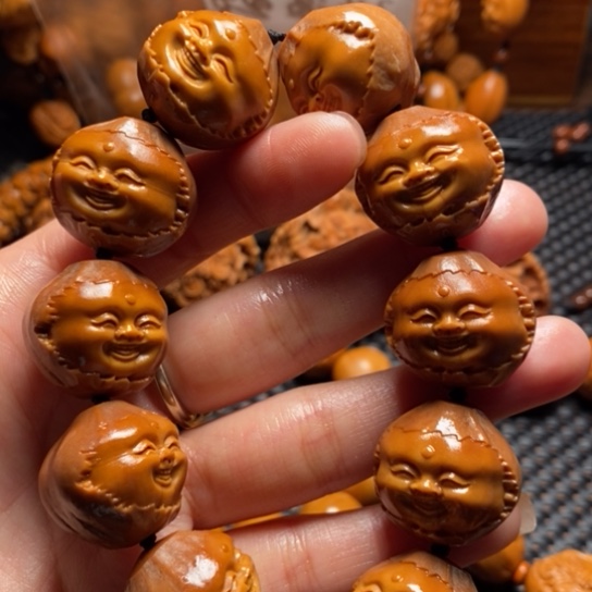 橄榄核吊坠2.3左右包衣开心