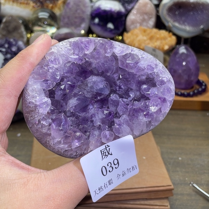 未镶嵌珠宝半成品水晶