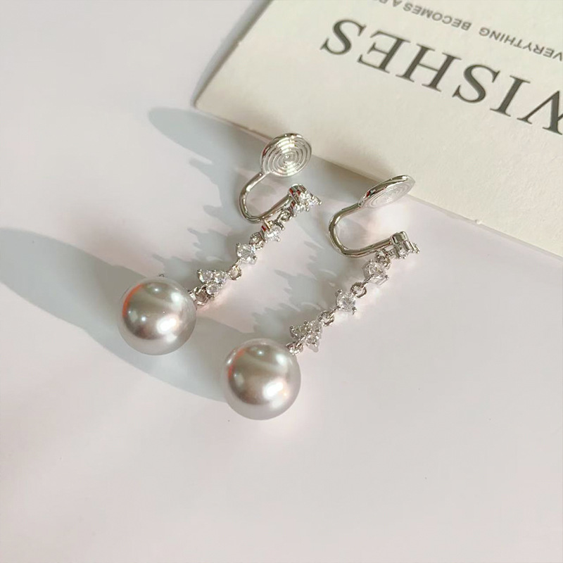 铜合金亚克力耳饰 热卖经典耳夹无耳洞时尚通勤轻奢风小众耳夹