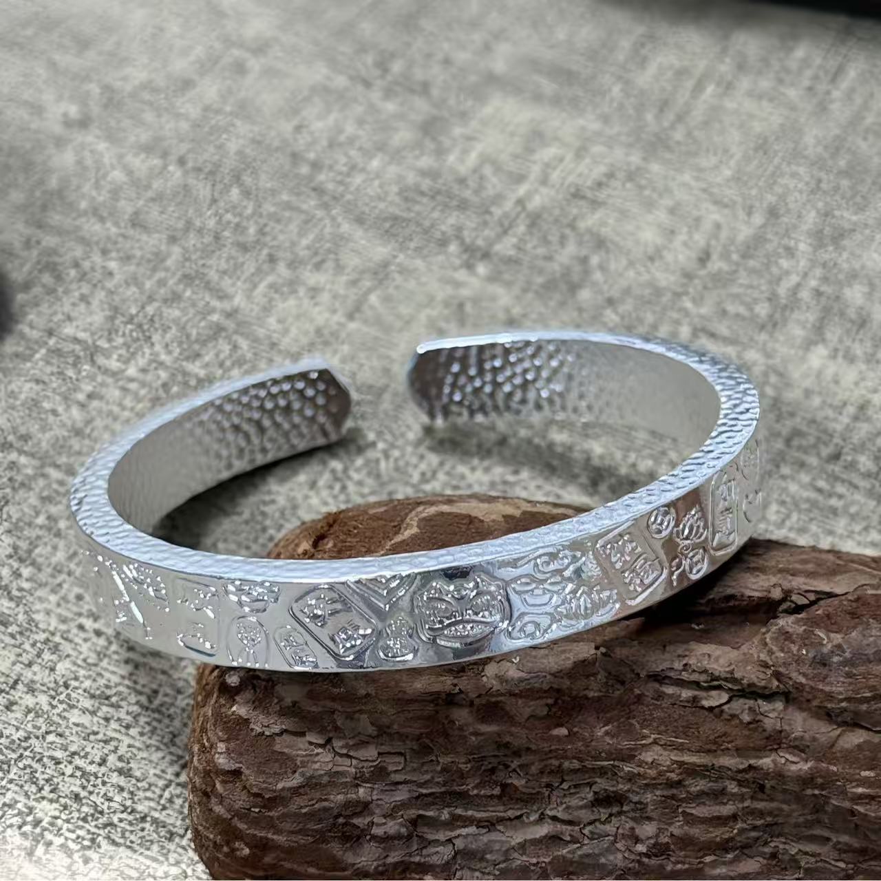 足银手镯 足银手镯 SZ329三面锤纹吉言实心开口手镯可调节47