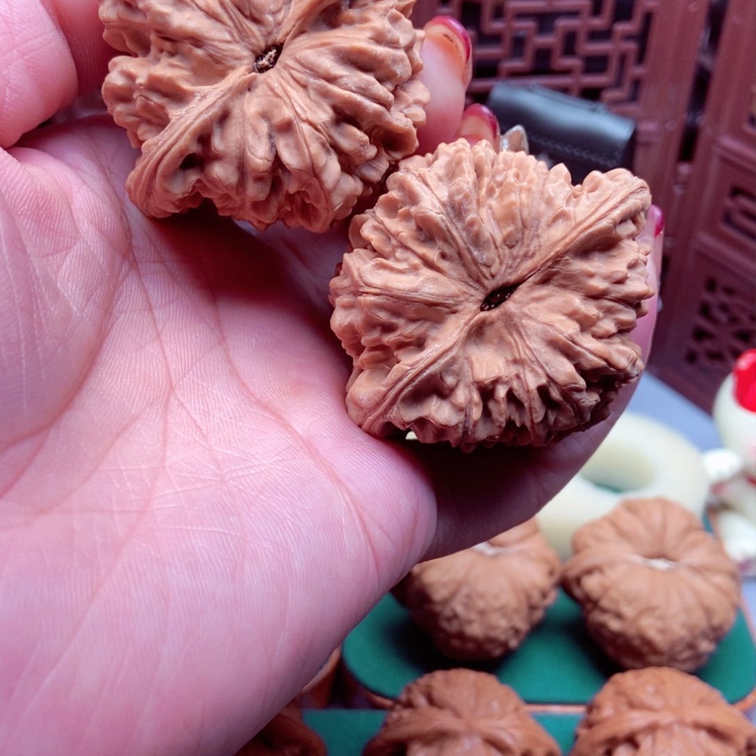 文玩核桃吊坠无*?官帽53