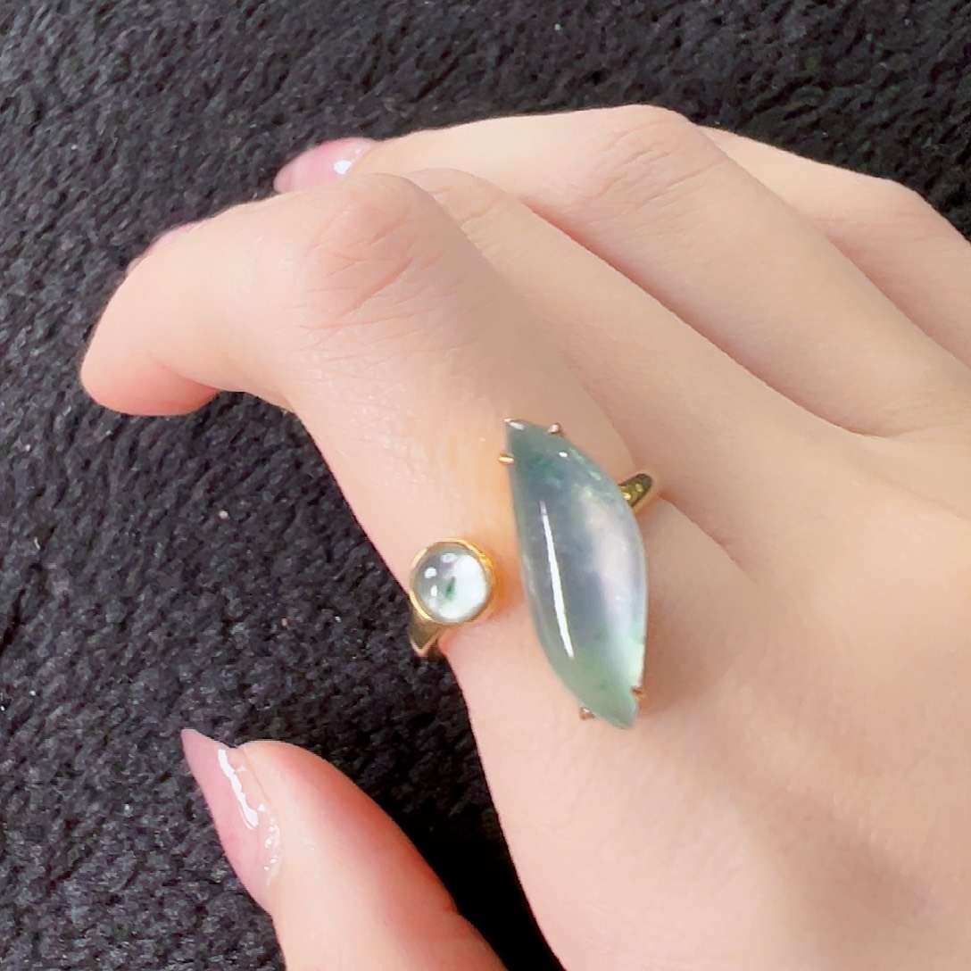 翡翠戒指18K金镶嵌签收后24小时鉴赏期