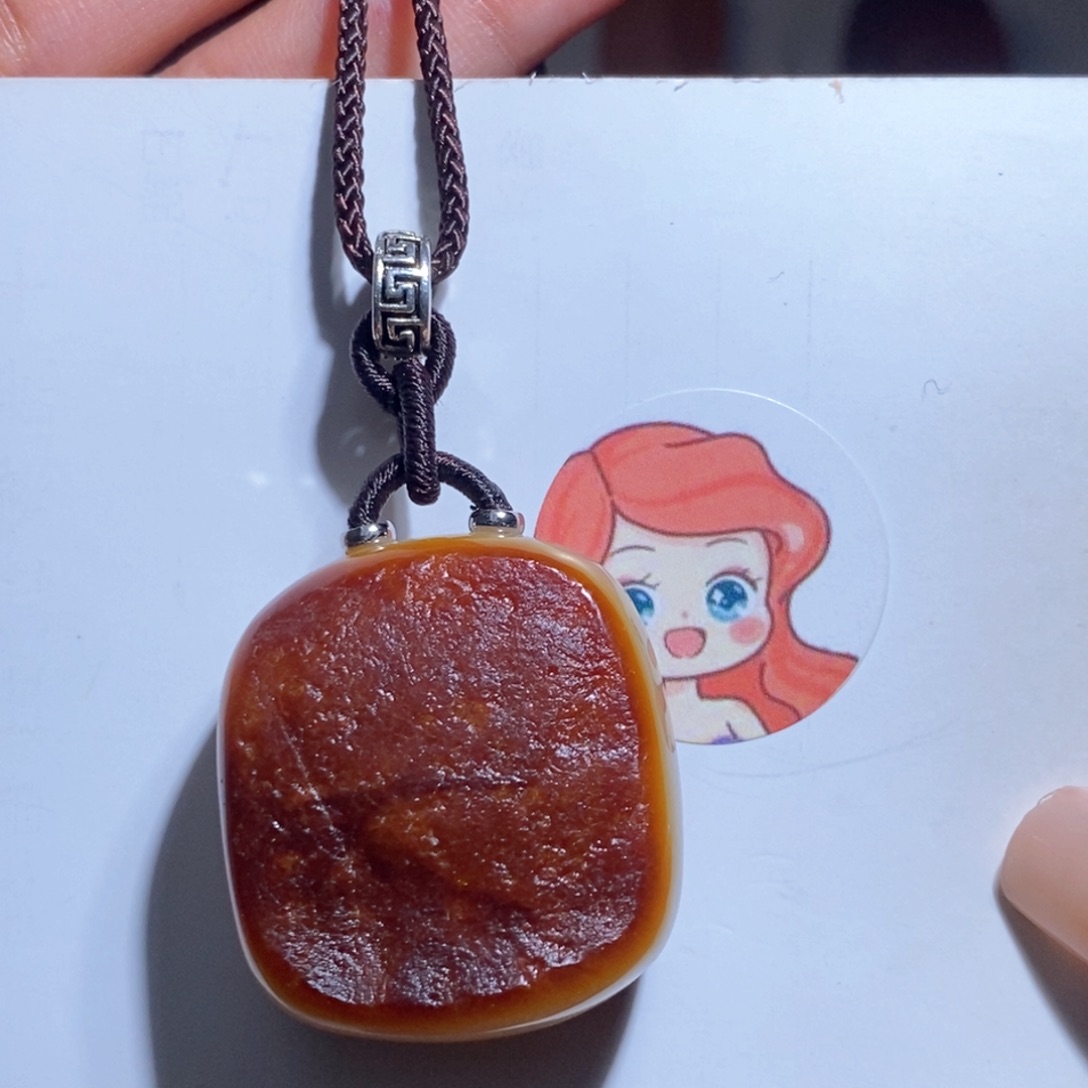 未镶嵌琥珀珠宝奇石