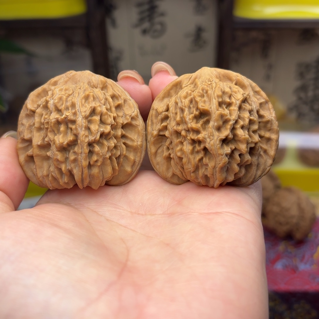 四座楼狮子头四十五尺49.4克