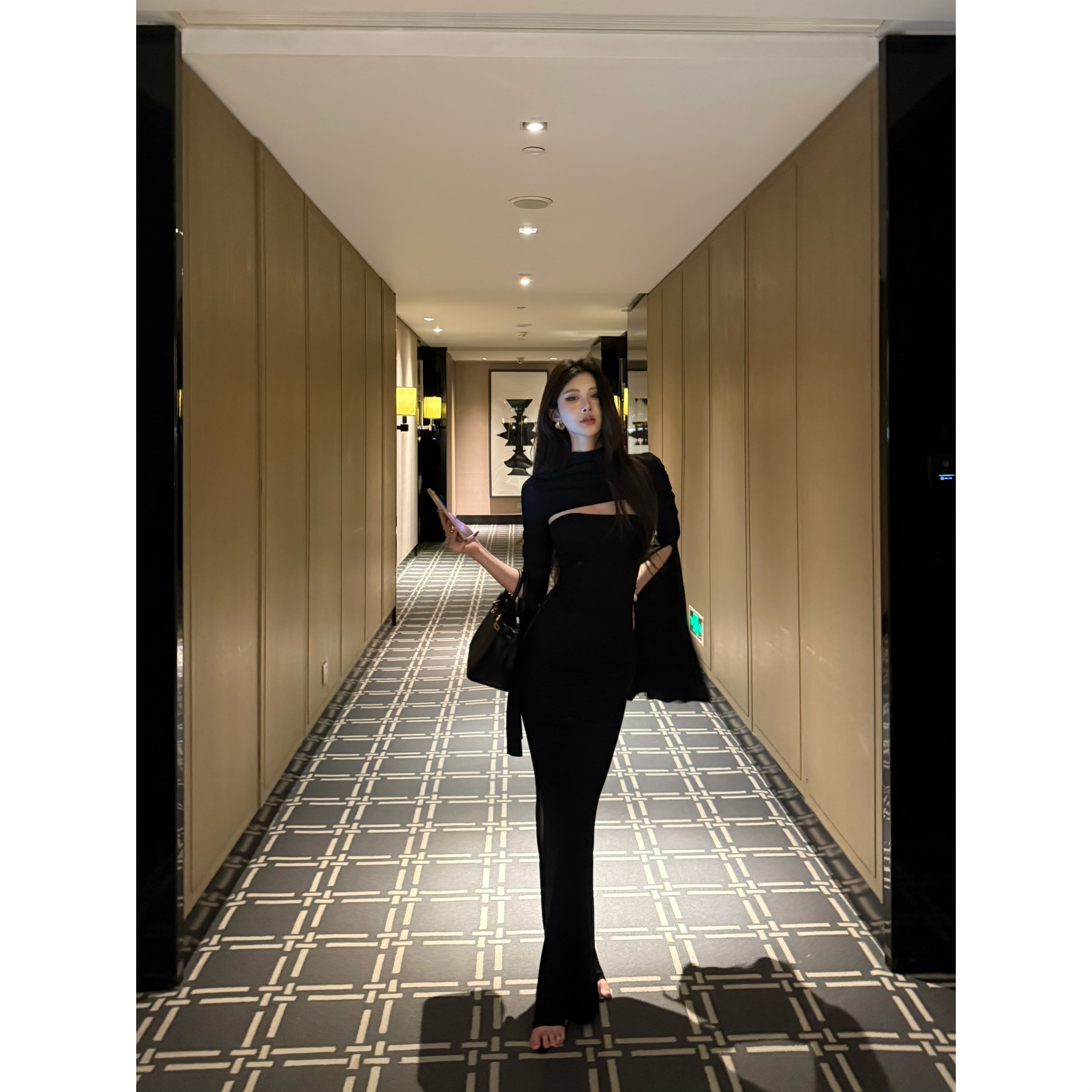 坡肩上衣+抹胸连衣裙两件套性感纯欲套装女秋新款包臀长裙00285