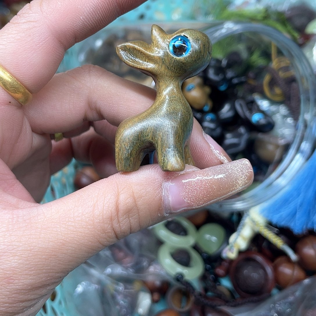 维腊木（绿檀）无事牌