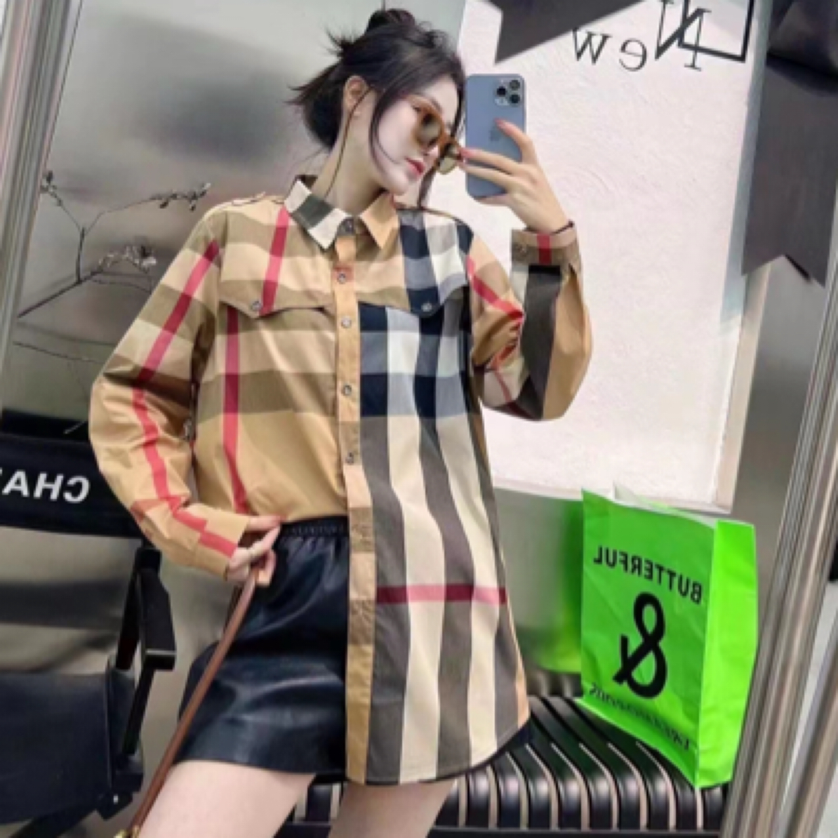 95新 BURBERRY/博柏利 格纹单排扣翻领宽松长袖/XS码/YSC0098
