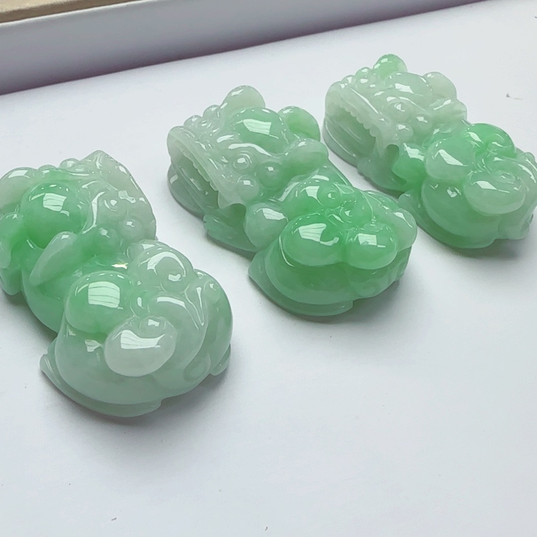 颈饰未镶嵌翡翠多样性发其一