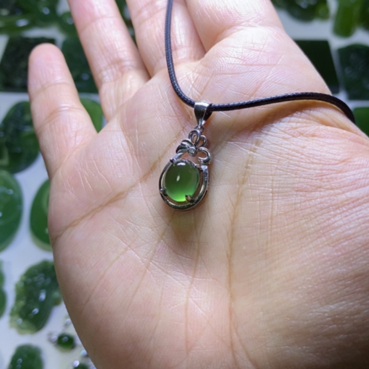 【闪购商品】蛇纹石玉颈饰银S925镶嵌